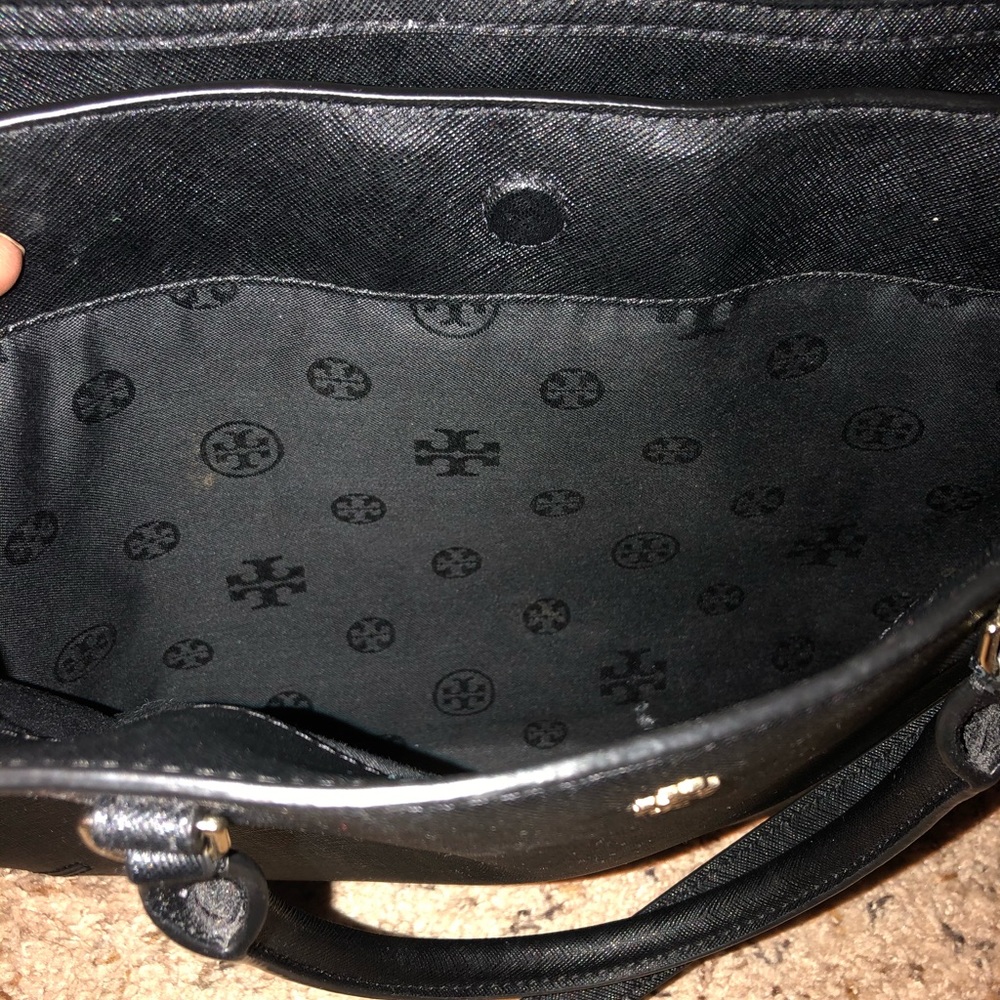 Beautiful, black genuine leather Tory Burch Tote - Picture 4 of 7